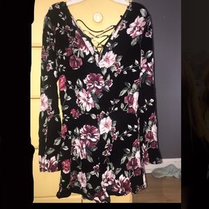 Pacsun flower romper